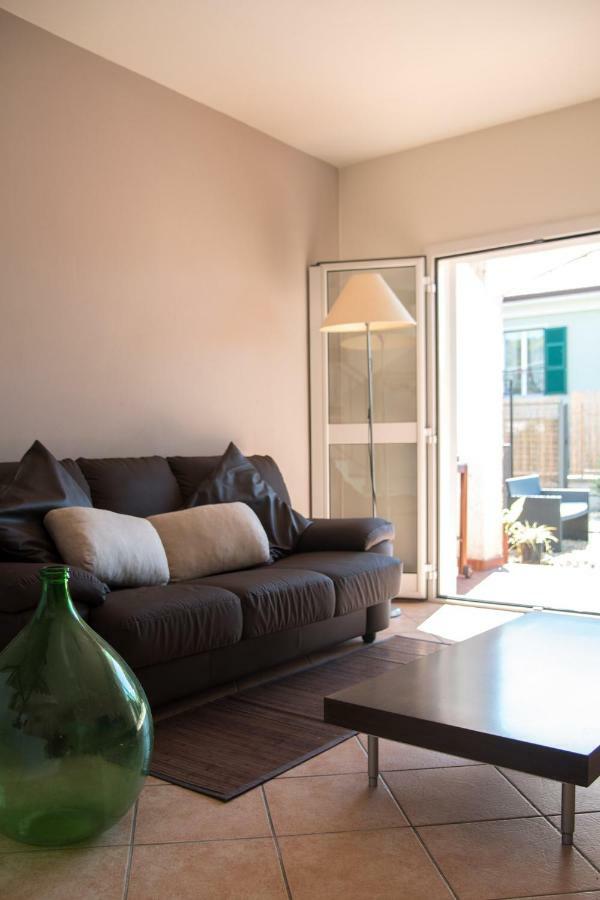 La Strelitzia Cervo Mare Apartment ภายนอก รูปภาพ